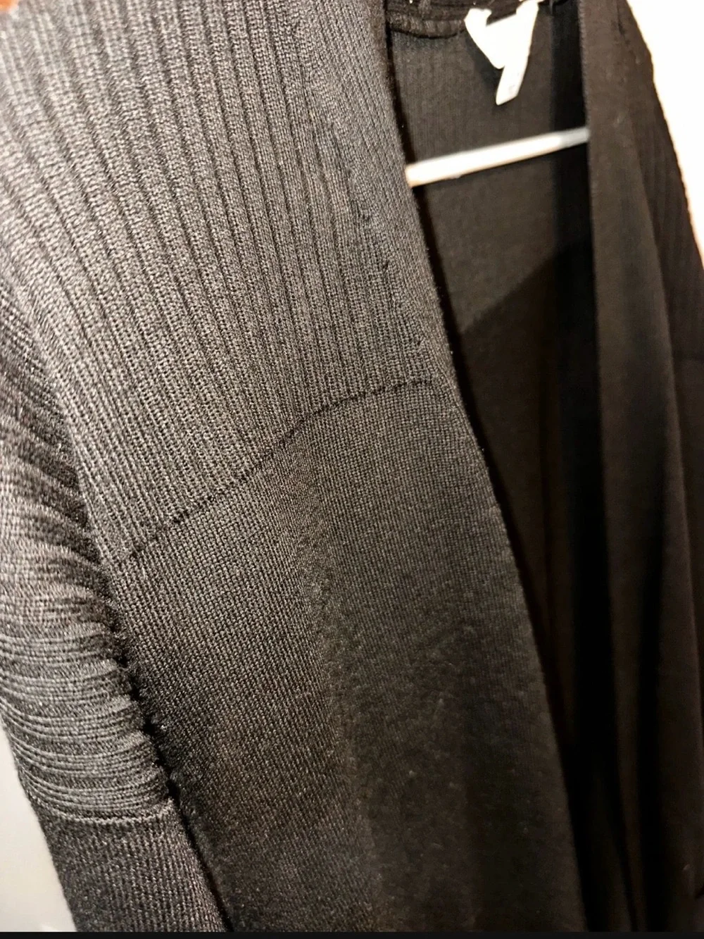 Black Open Front Rib-Shoulder Cardigan - Picture 4 of 5